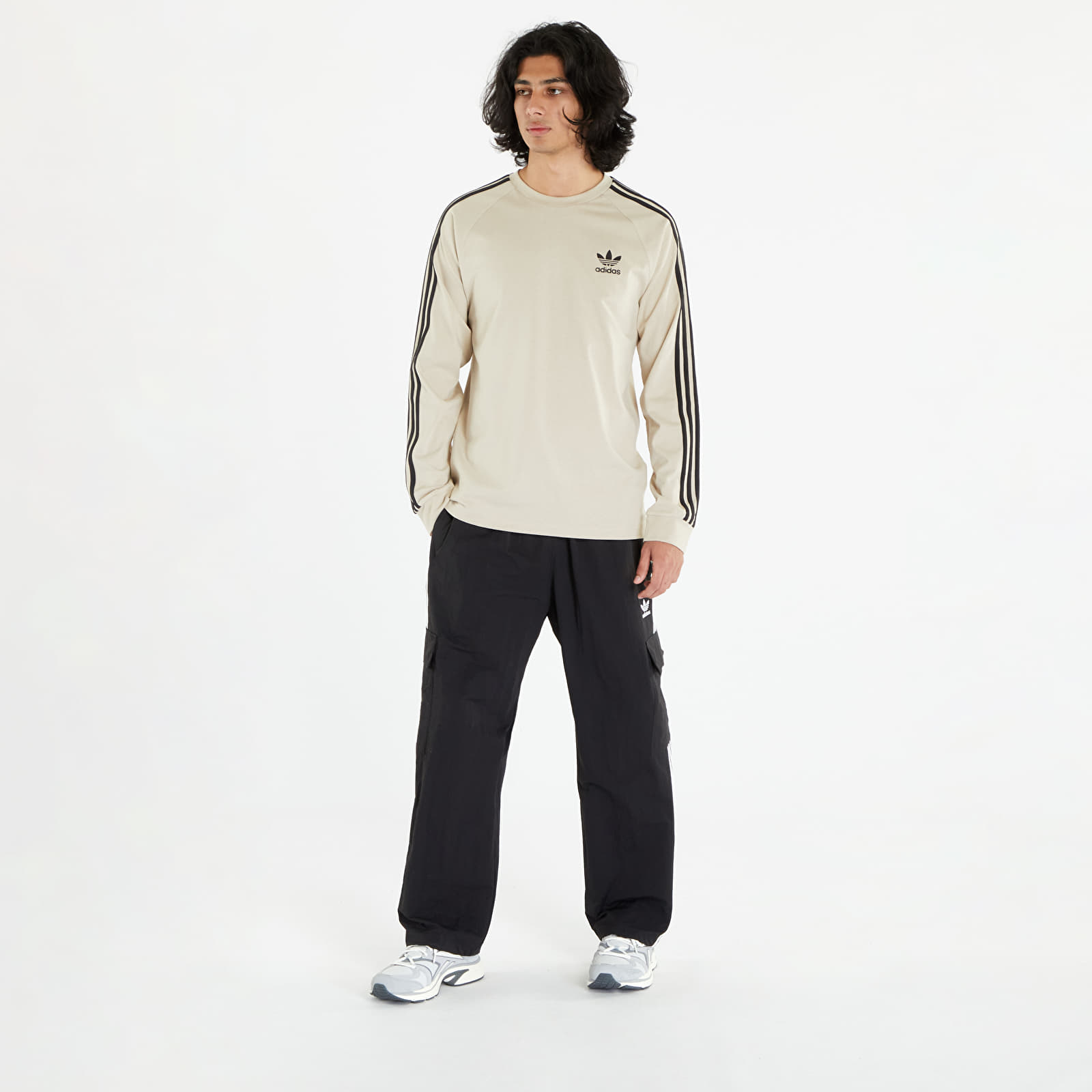 T-särgid adidas Adicolor Classics 3-Stripes Long Sleeve Tee Wonder Beige