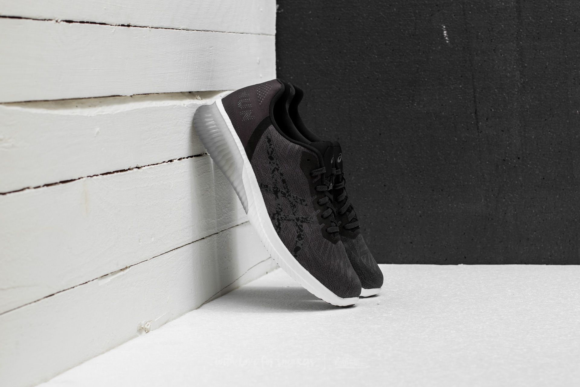 Asics gel-kenun casual running top