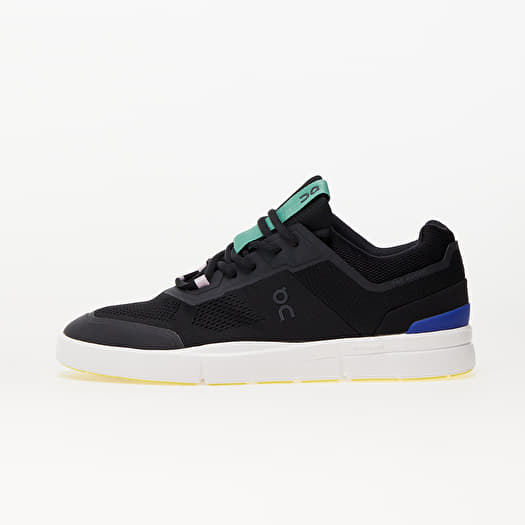Spinning tennis shoes store