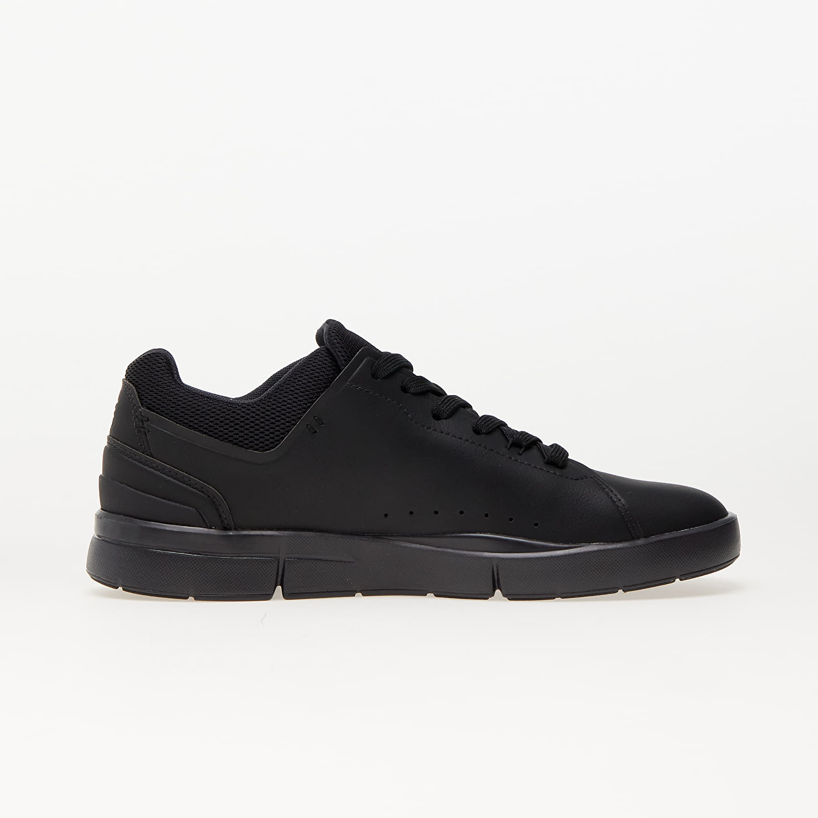 Încălțăminte și sneakerși pentru femei On W The Roger Advantage All Black