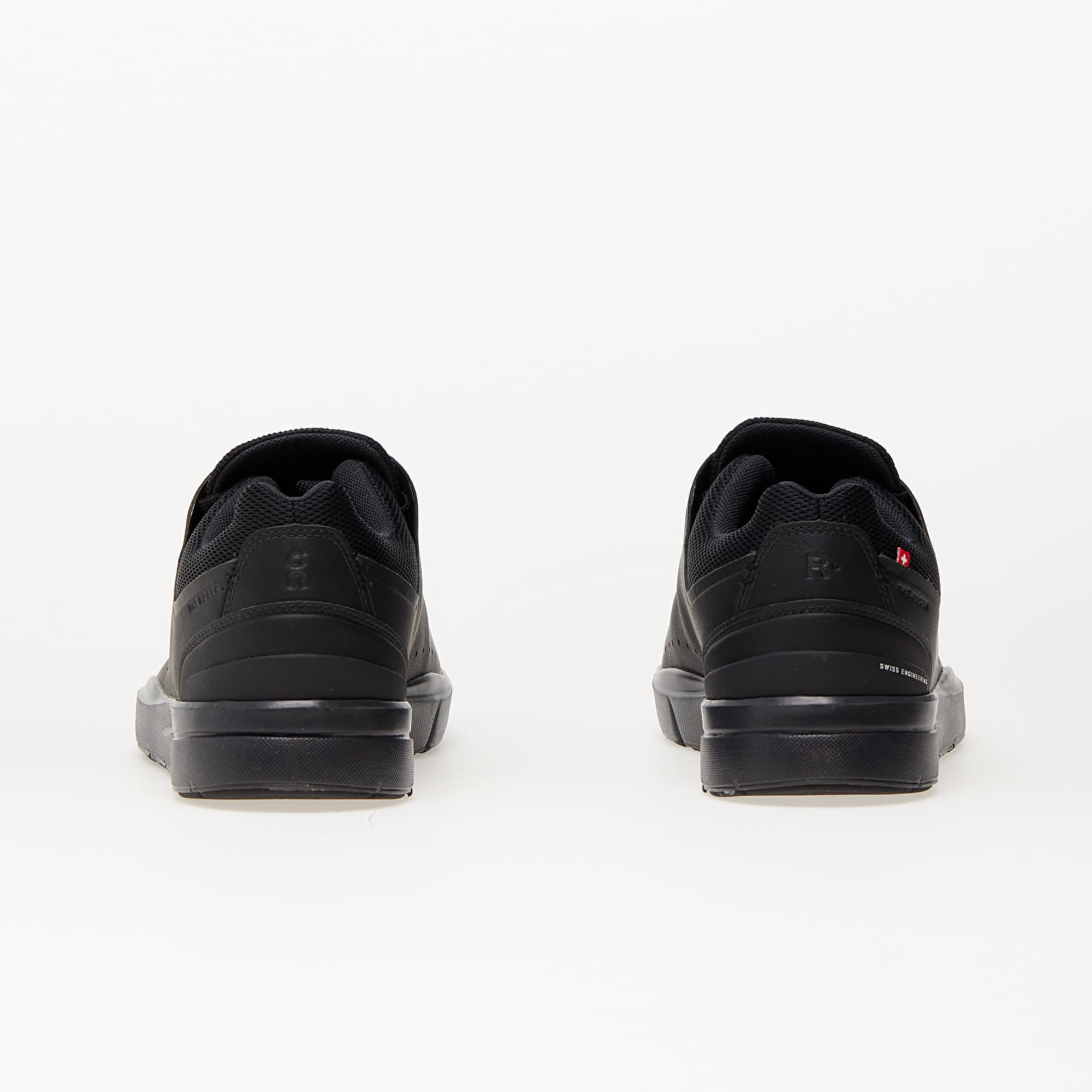 Încălțăminte și sneakerși pentru femei On W The Roger Advantage All Black