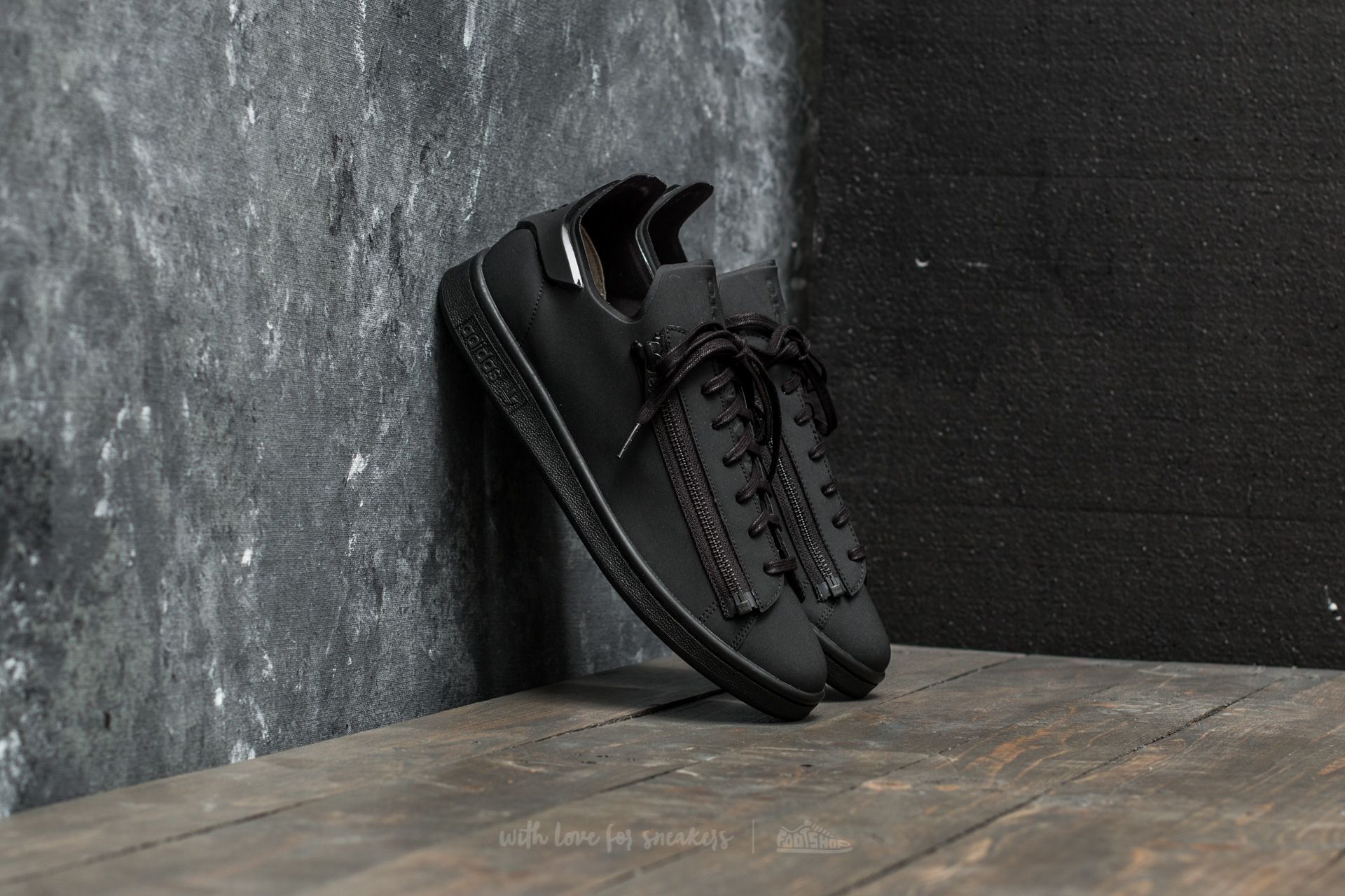 Încălțăminte și sneakerși pentru bărbați Y-3 Stan Zip Core Black