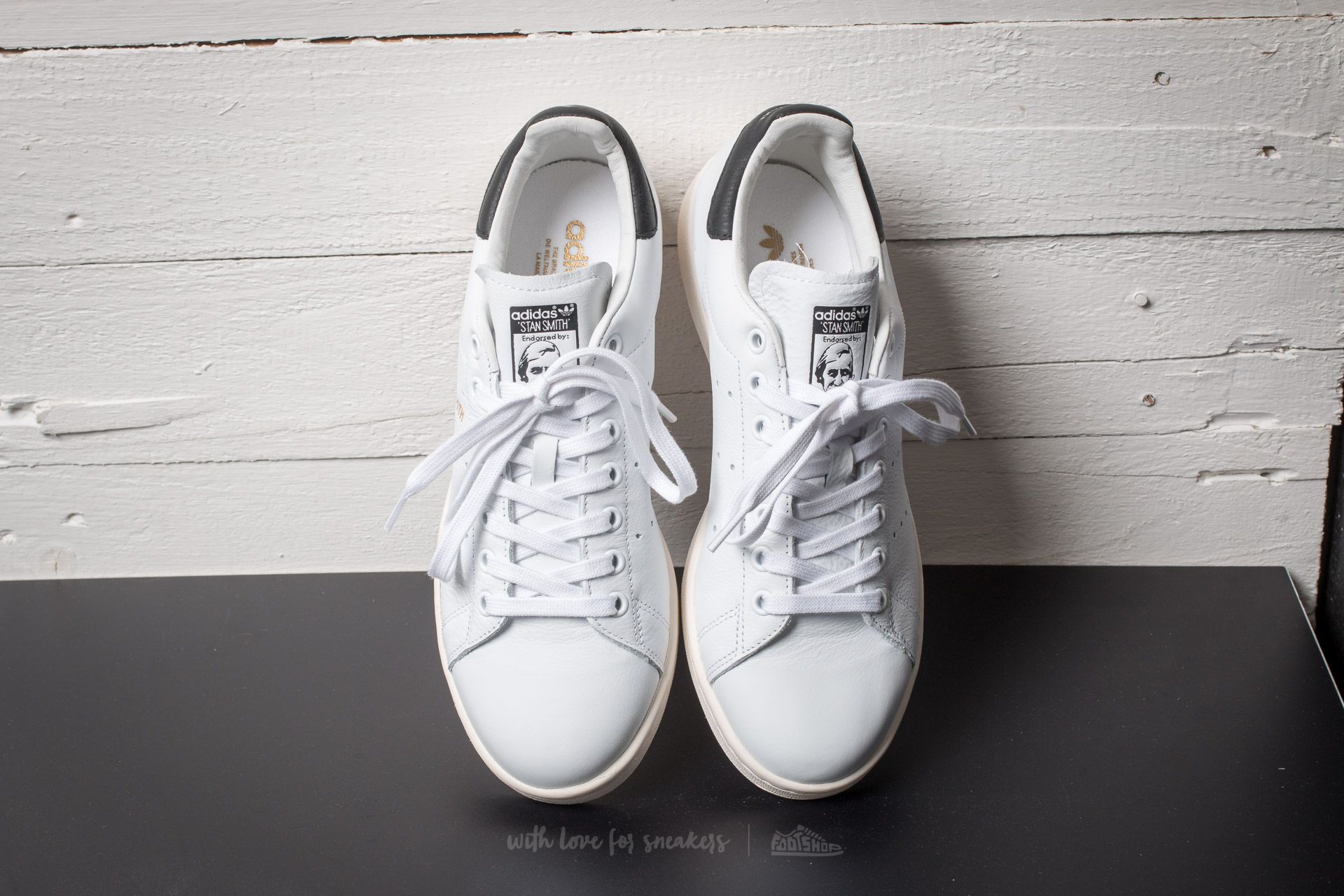 Stan smith white black tongue cheap
