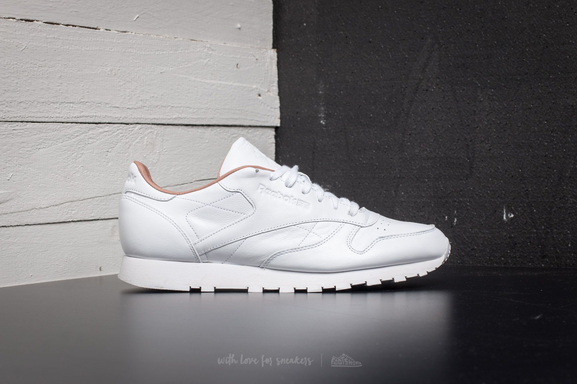 Pánské tenisky a boty Reebok Classic Leather PN White