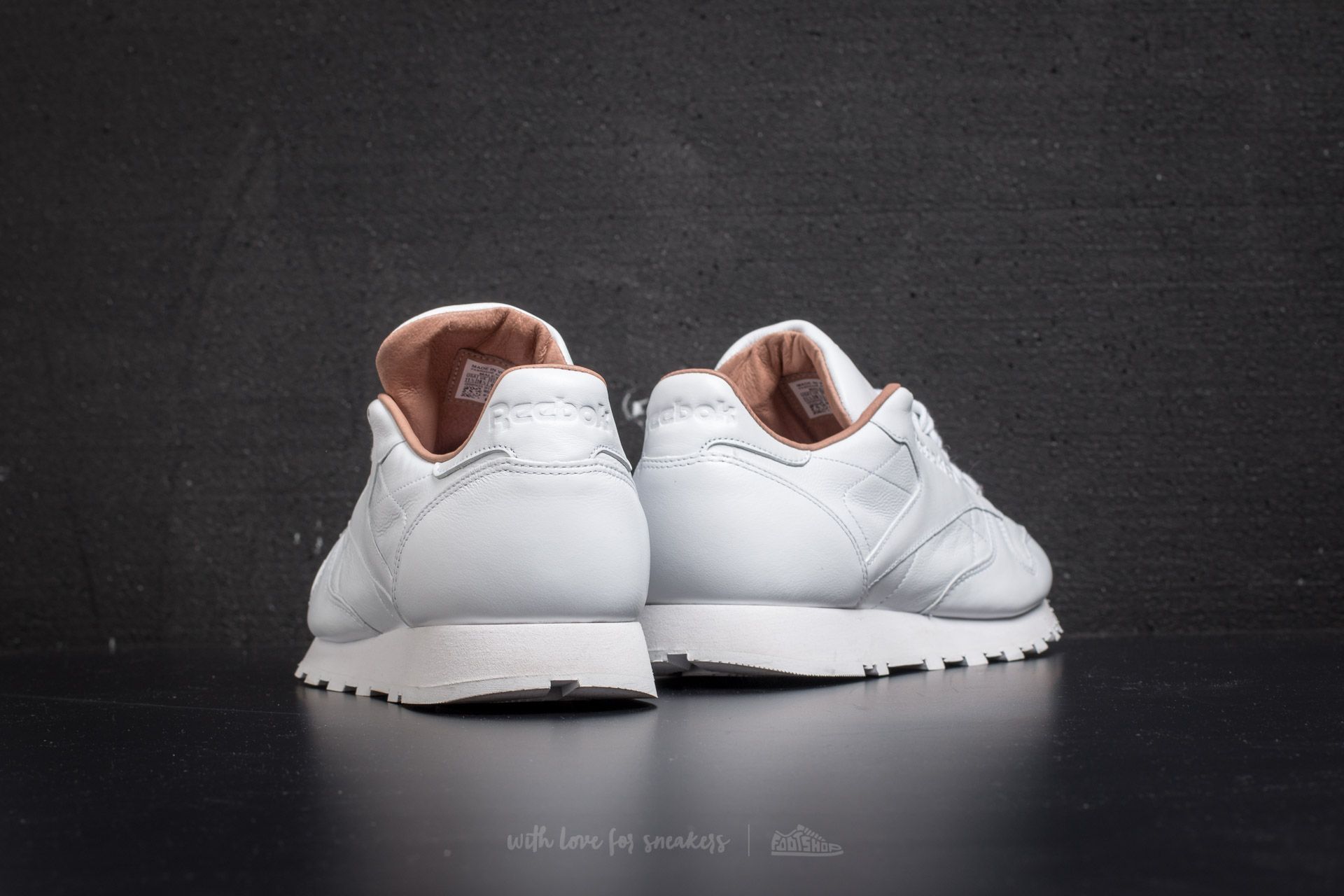 Pánské tenisky a boty Reebok Classic Leather PN White