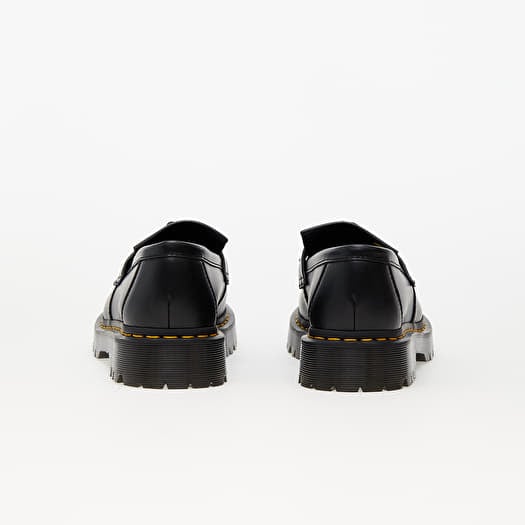 Dr martens store adrian nere