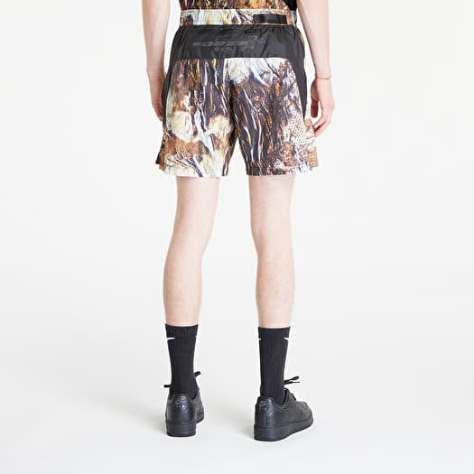 Solid black nike hotsell shorts