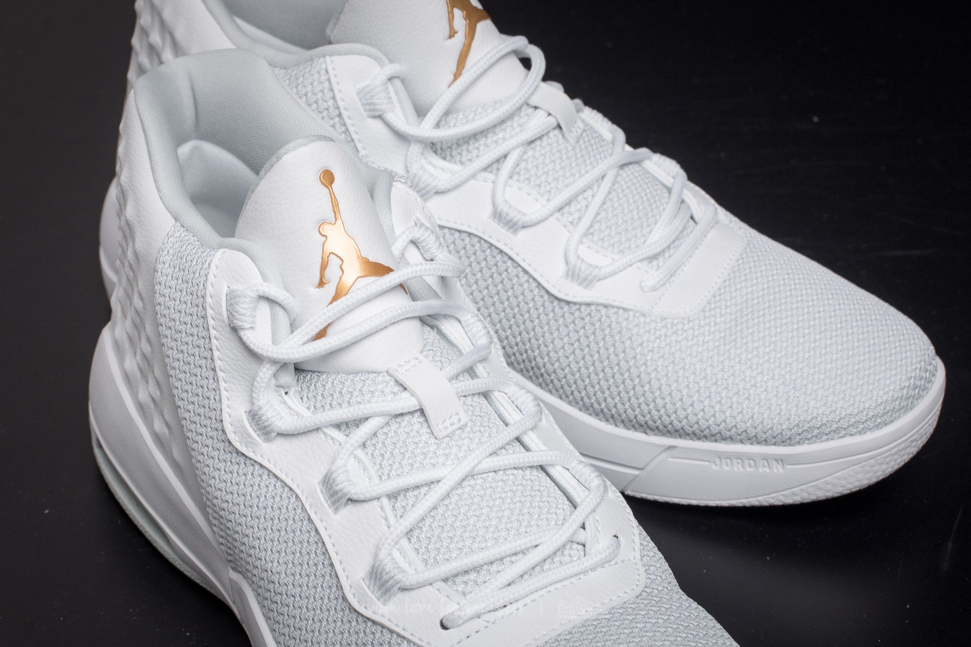 Men s shoes Jordan Academy White Metallic Gold Coin Pure Platinum Footshop