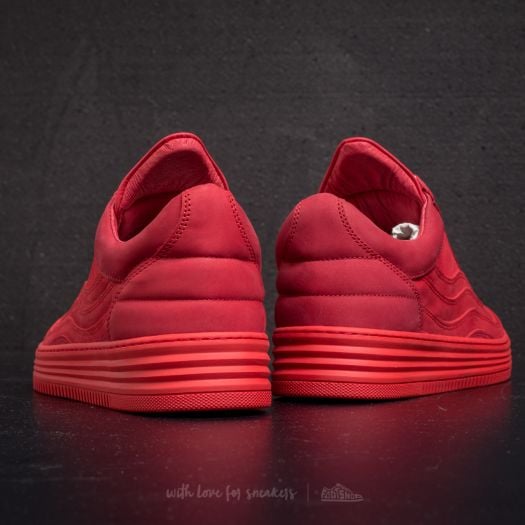Red low top discount