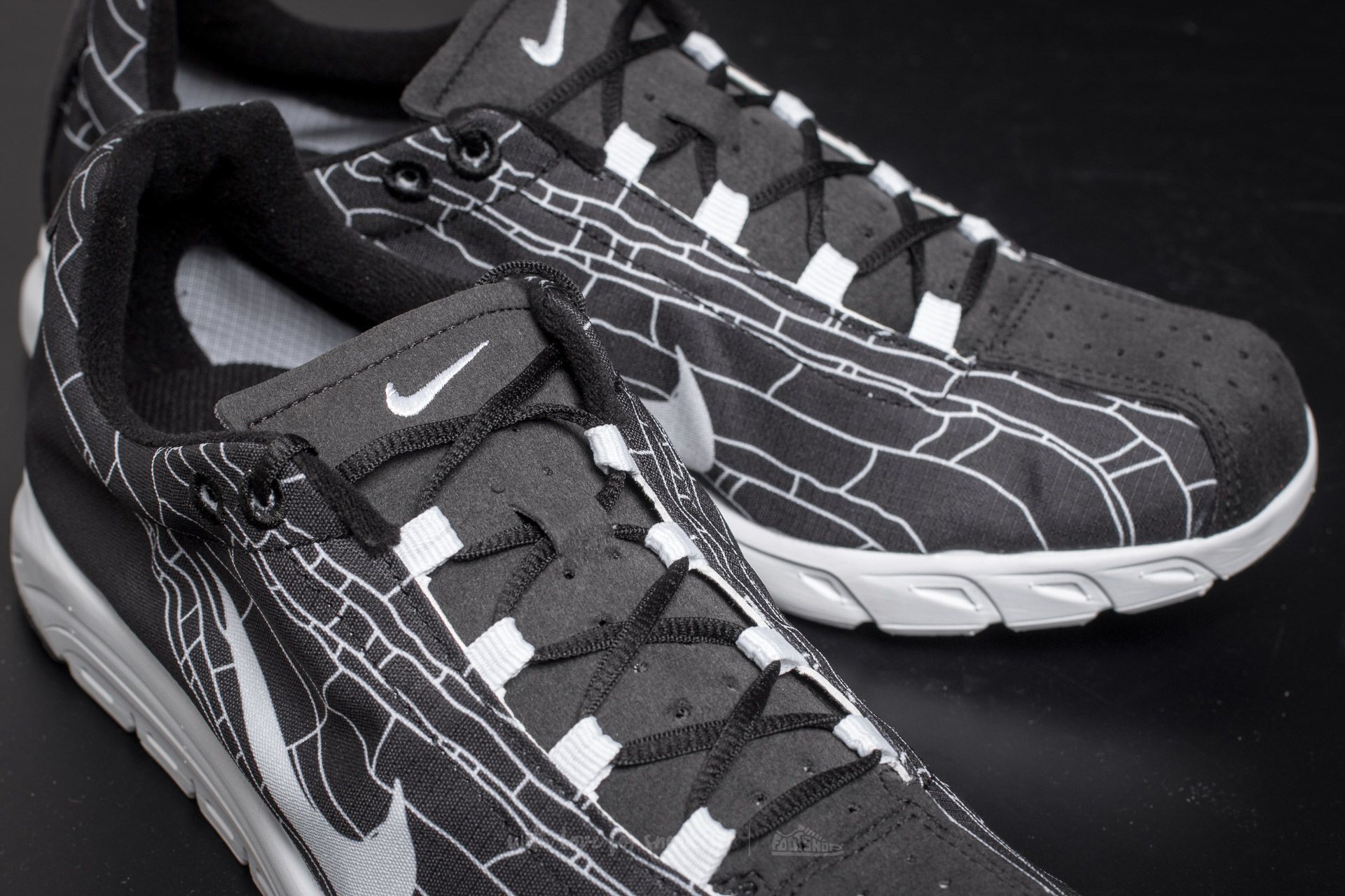 Sapatos de homem Nike Mayfly Black/ White