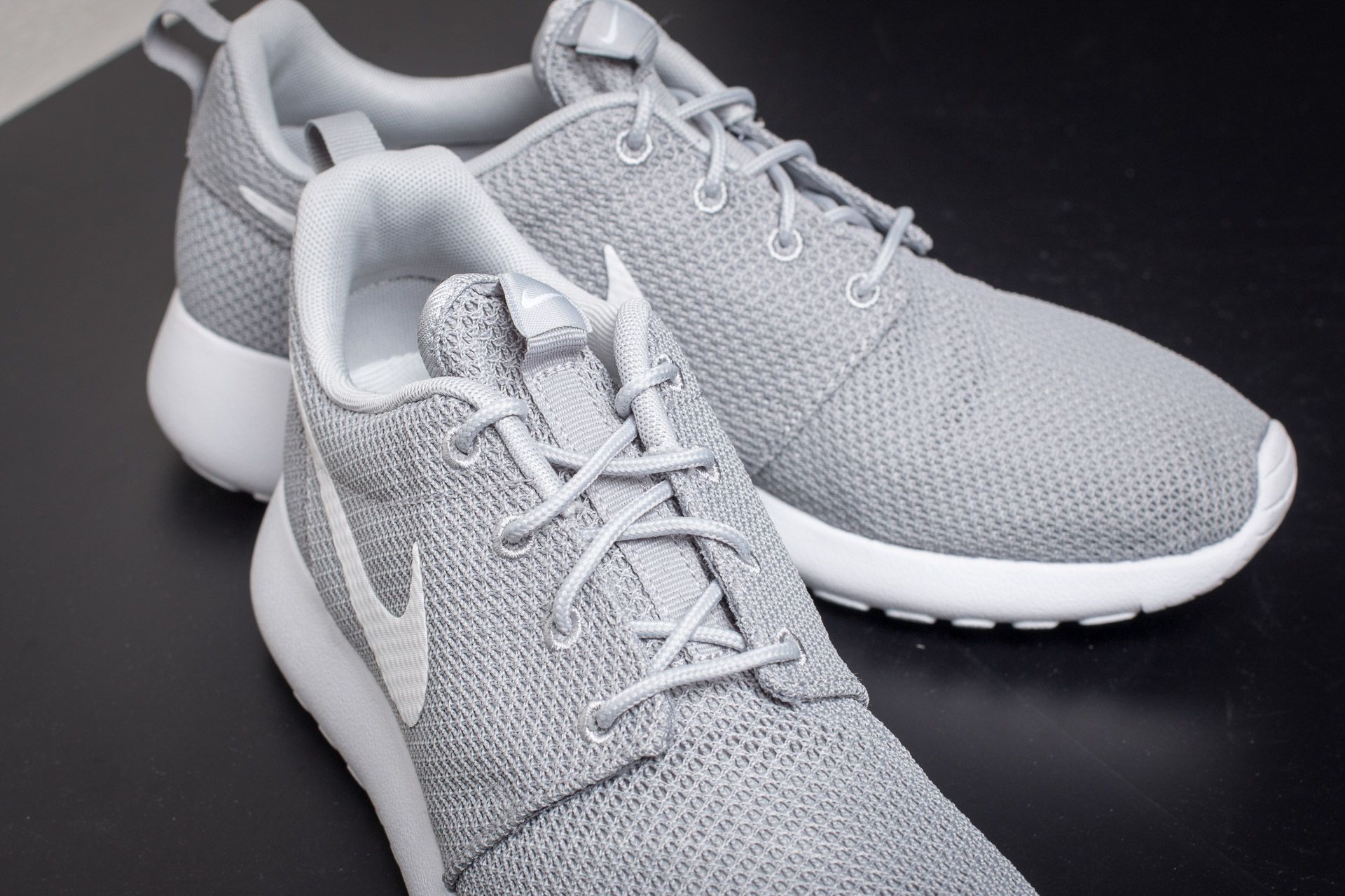 Men s shoes Nike Roshe One Wolf Grey White Footshop