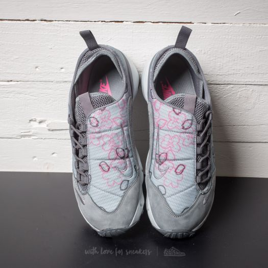 nike footscape sakura