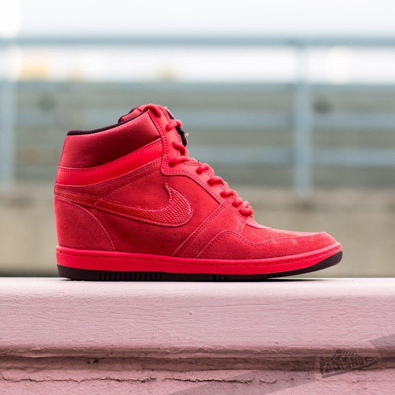 Women s shoes Nike WMNS Force Sky High PRM Action Red Footshop