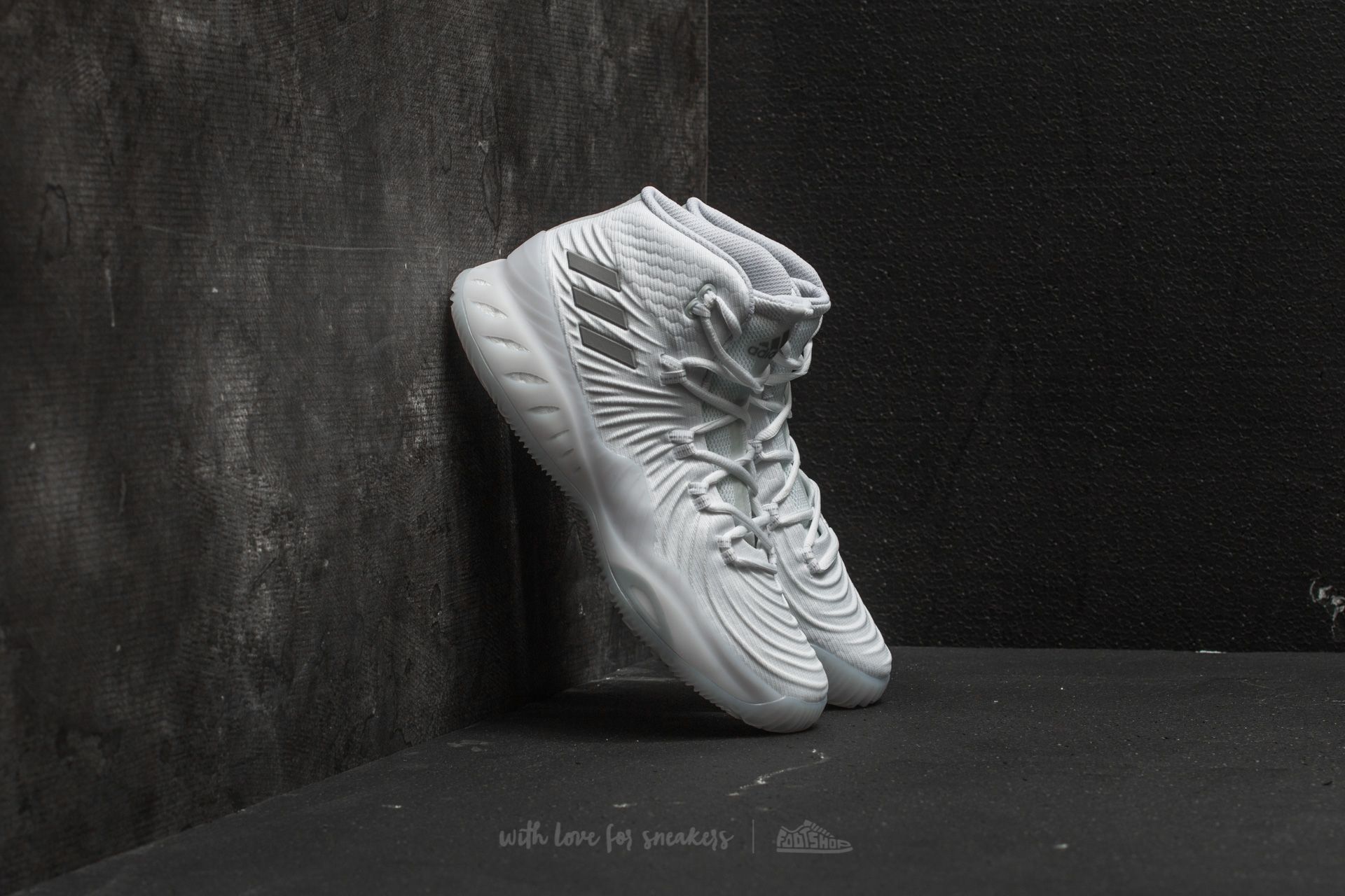 Crazy sales explosive mid