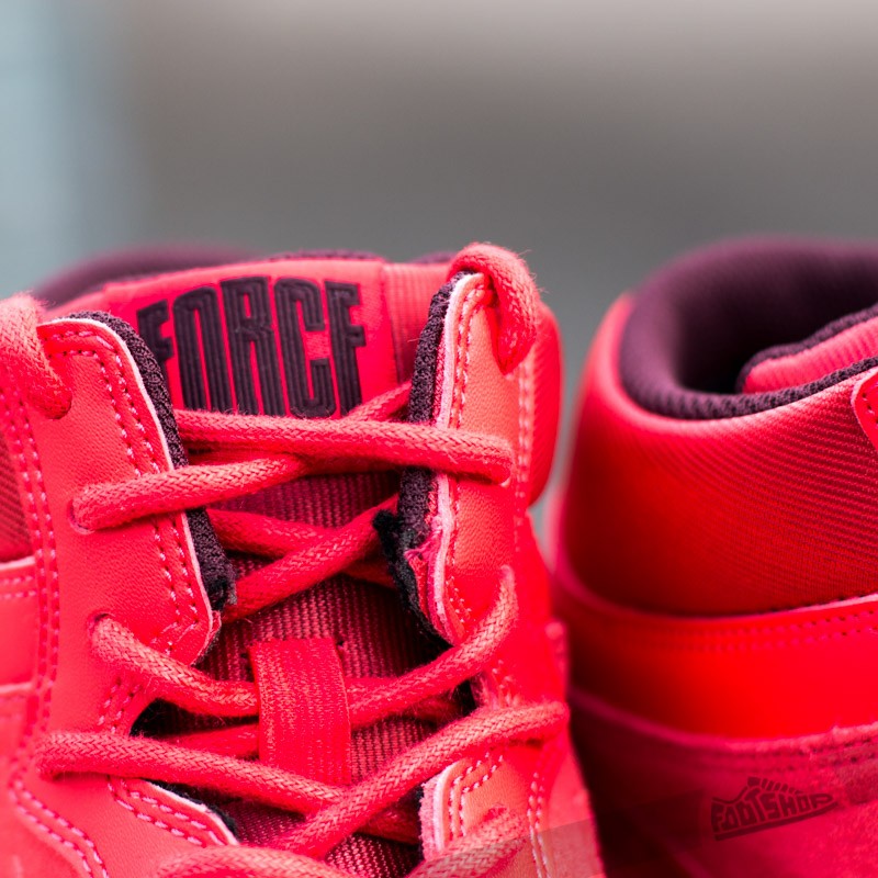 Buty damskie Nike WMNS Force Sky High PRM Action Red