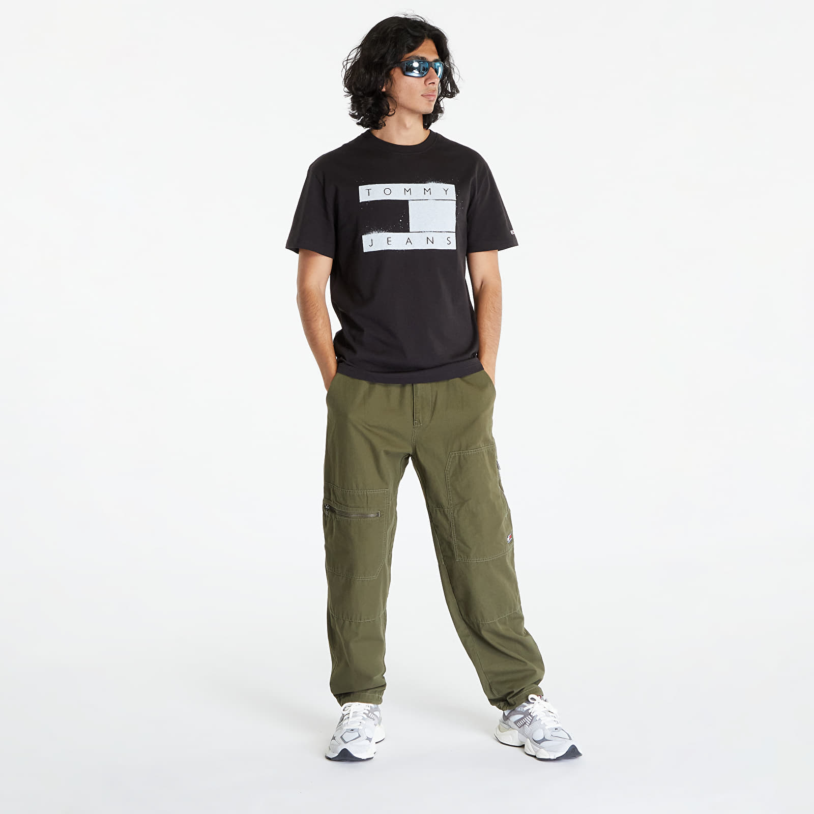 Pants and jeans Tommy Jeans Aiden Tapered Pants Green