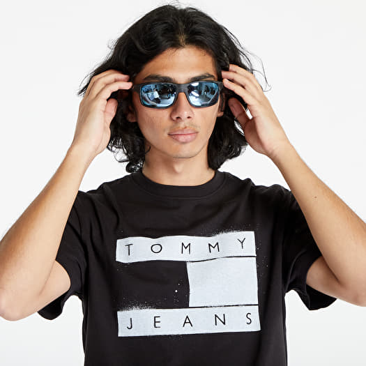 Tommy cares t shirt top