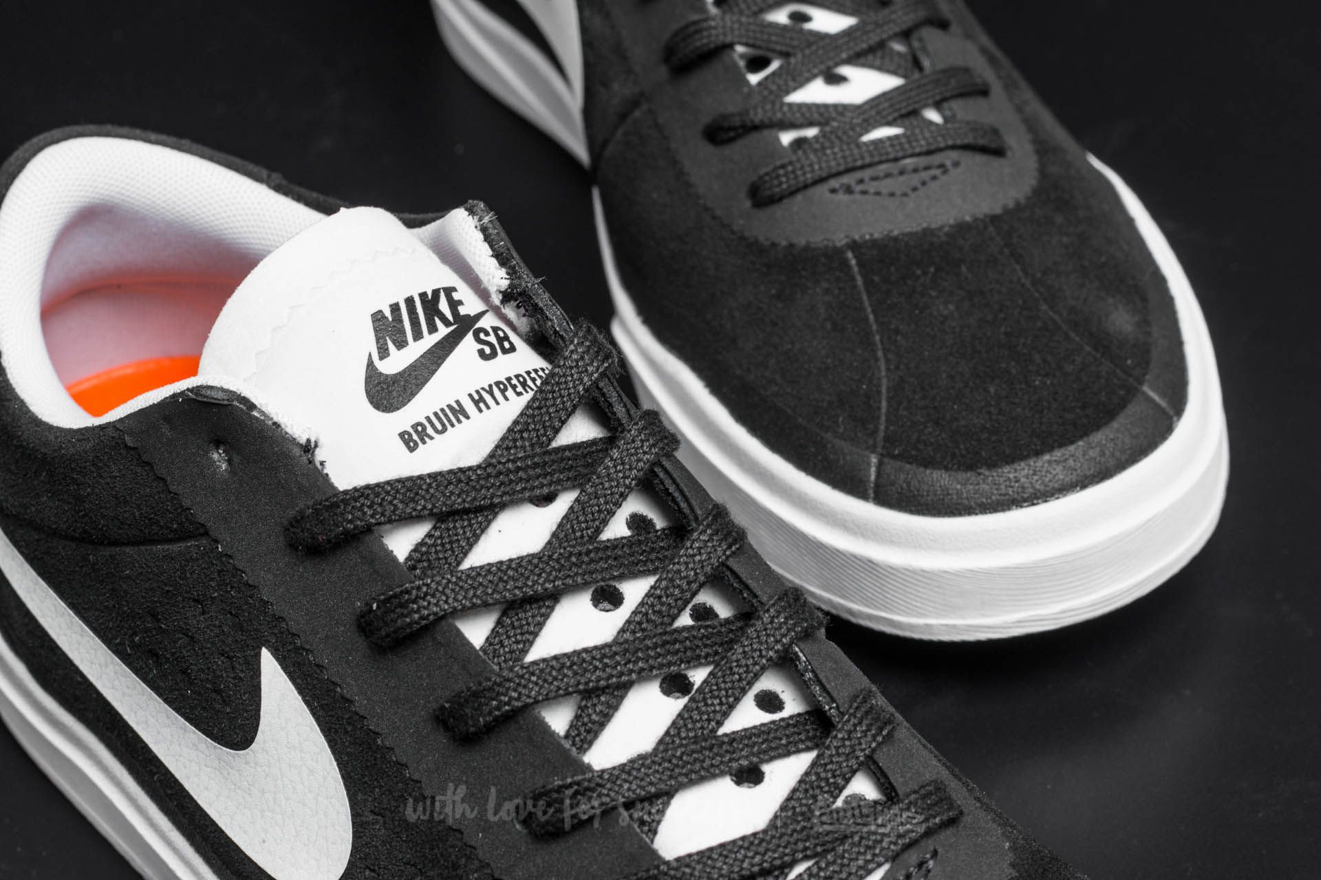 Zapatillas Hombre Nike Bruin SB Hyperfeel Black/ White- White