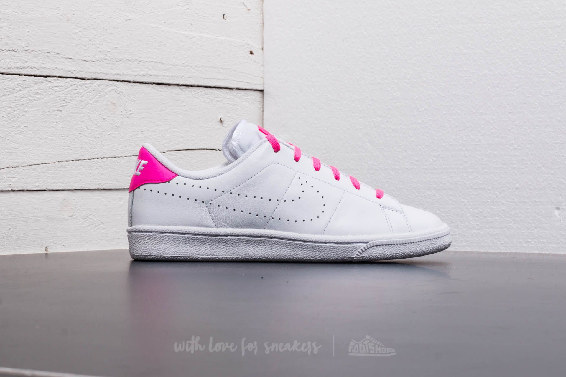 Women's shoes Nike Tennis Classic Premium (GS) White/ White-Pink Blast
