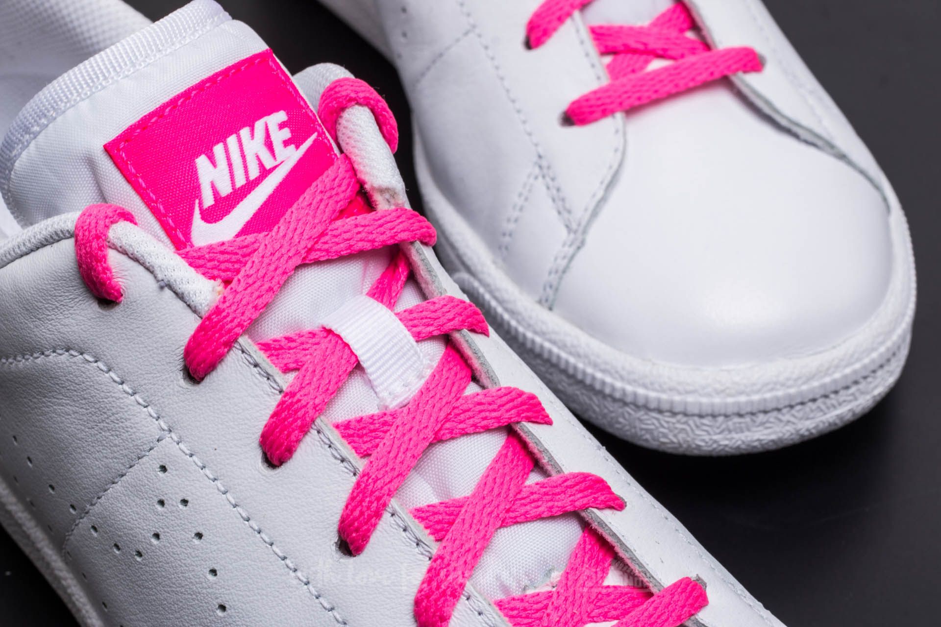 Women's shoes Nike Tennis Classic Premium (GS) White/ White-Pink Blast