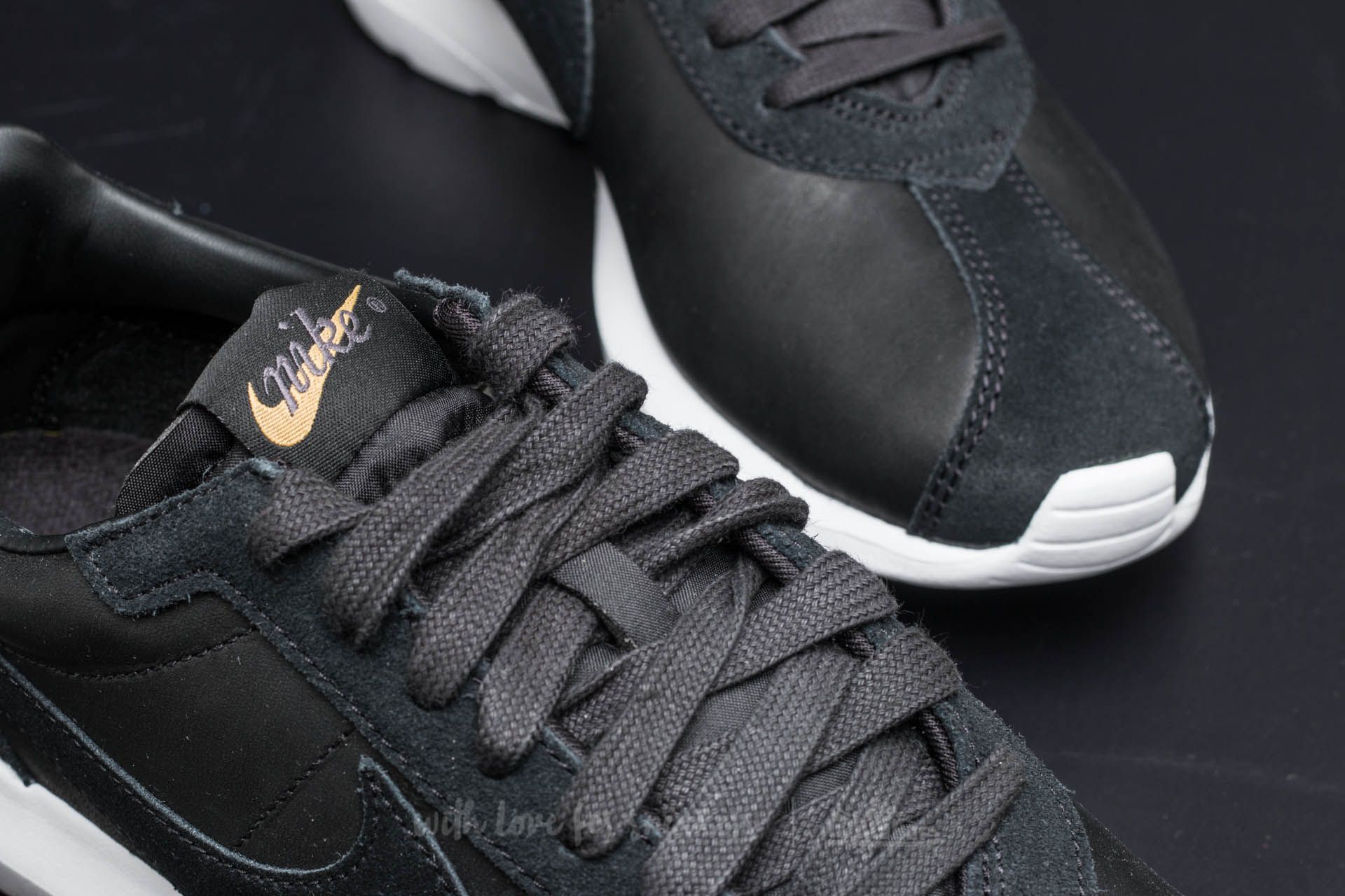 Men s shoes Nike Roshe LD 1000 Premium QS Black White Metallic Gold Dark Grey Footshop