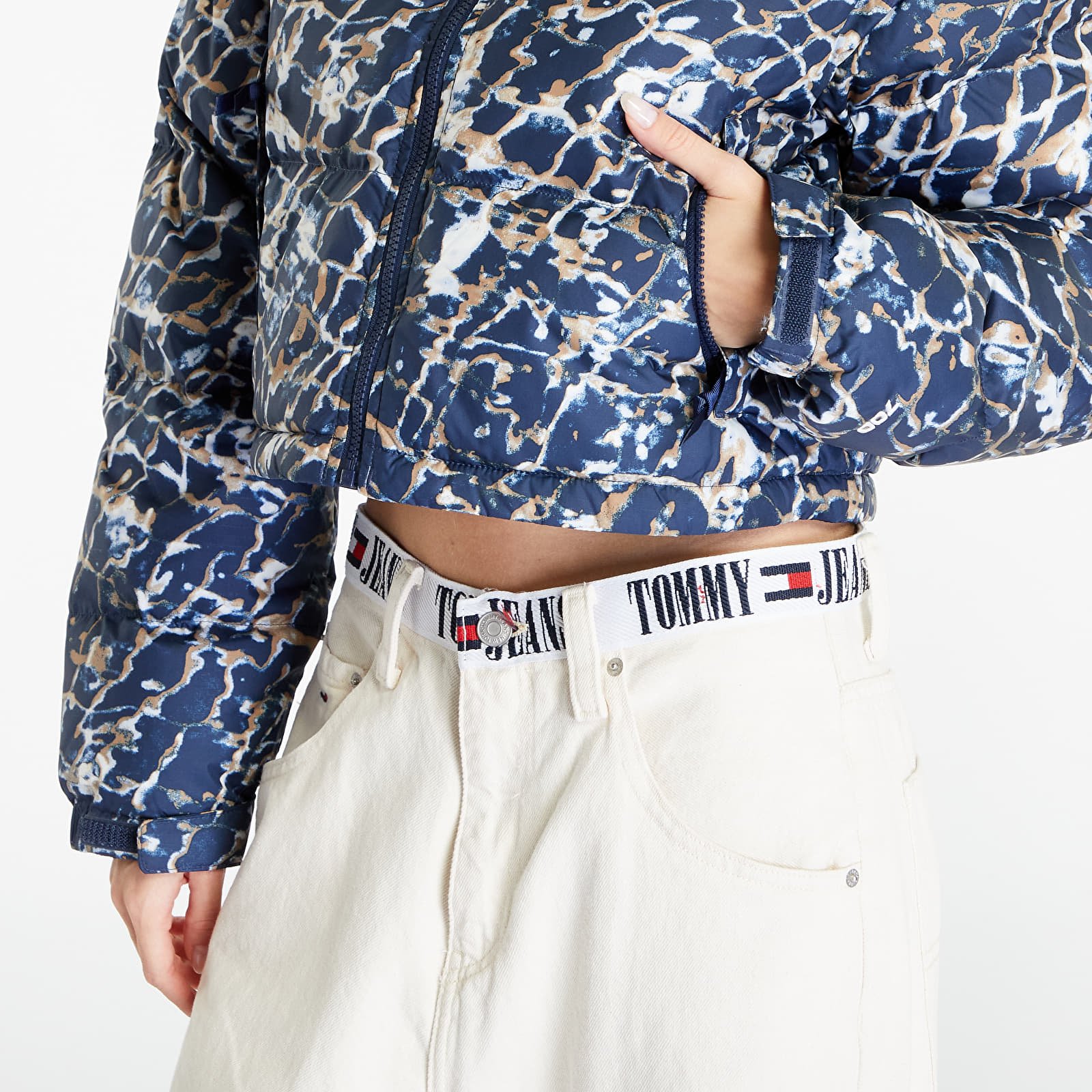 Jassen The North Face Nuptse Short Jacket Dusty Periwinkle Water Distortion Small Print/ Summit Navy