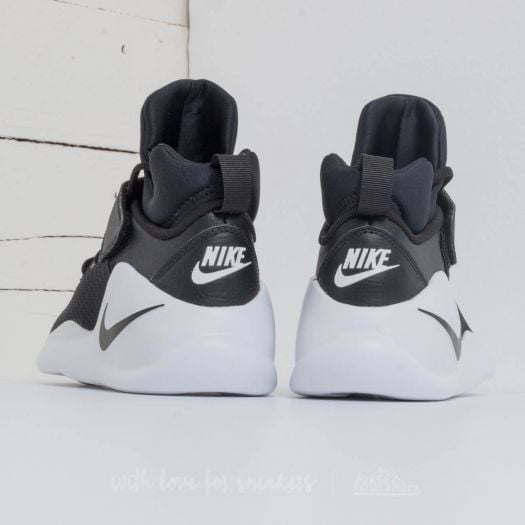 Nike kwazi black hotsell white