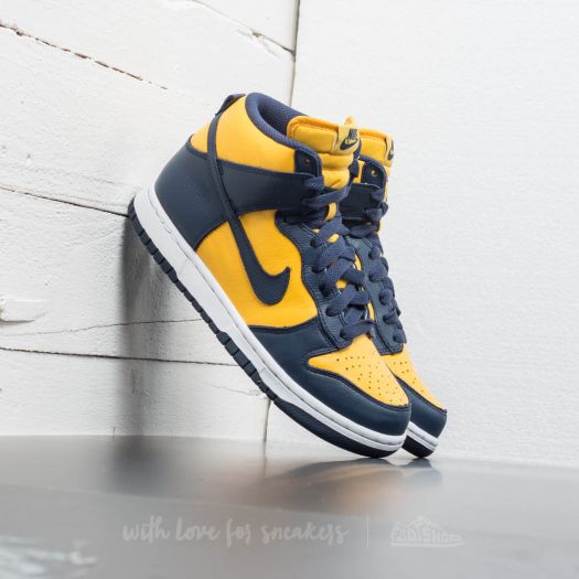 nike dunk hi sp varsity maize & navy
