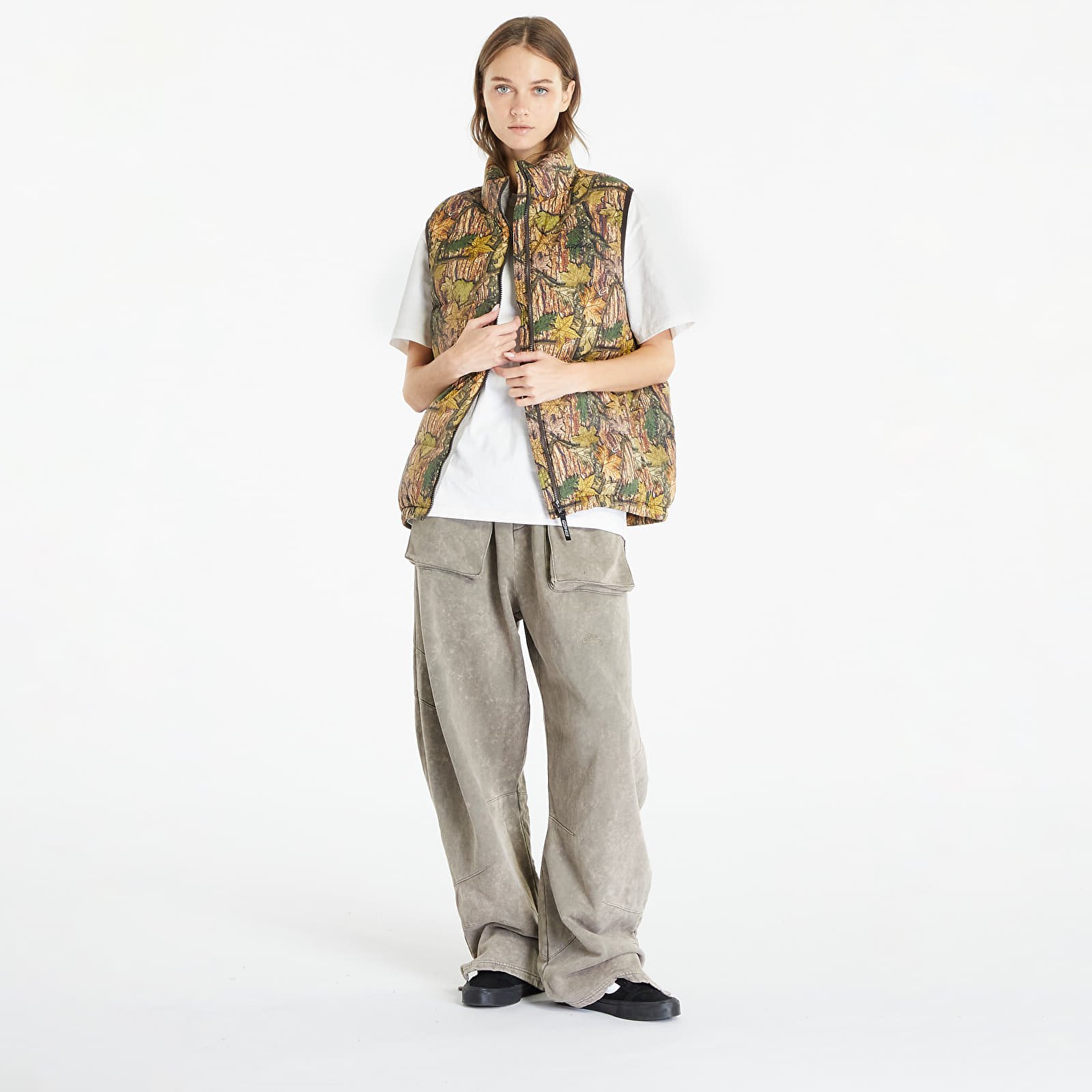 Vesty Gramicci Down Puffer Vest UNISEX Leaf Camo