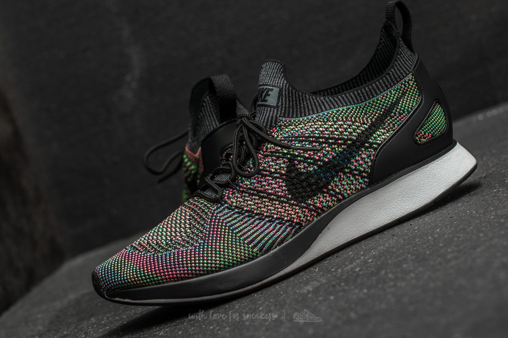 Men s shoes Nike Air Zoom Mariah Flyknit Racer White Black Volt
