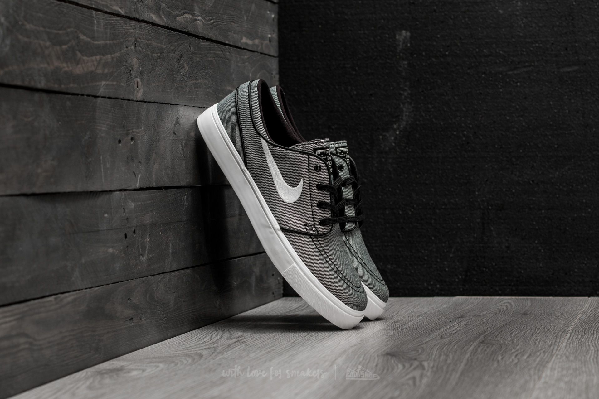 Stefan janoski sale cnvs