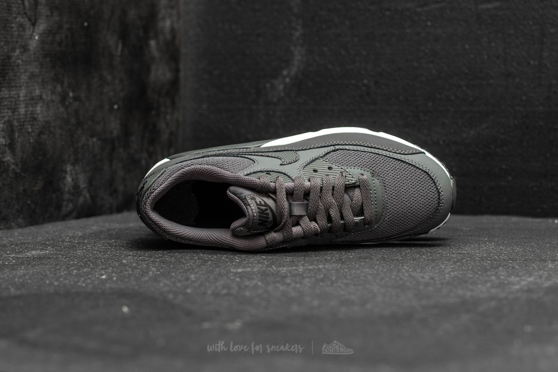 Ženski čevlji Nike Air Max 90 Mesh (GS) Dark Grey/ Dark Grey-Black