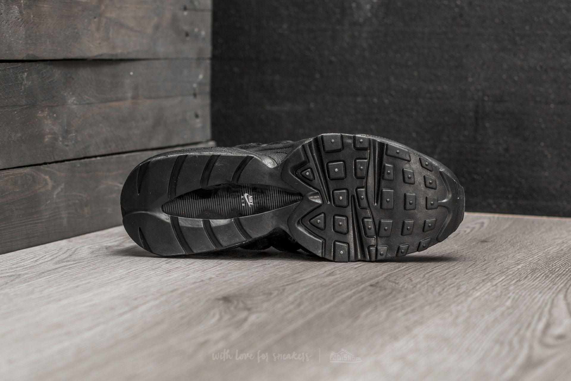 Moteriška avalynė Nike Air Max '95 (GS) Black/ Black-Black