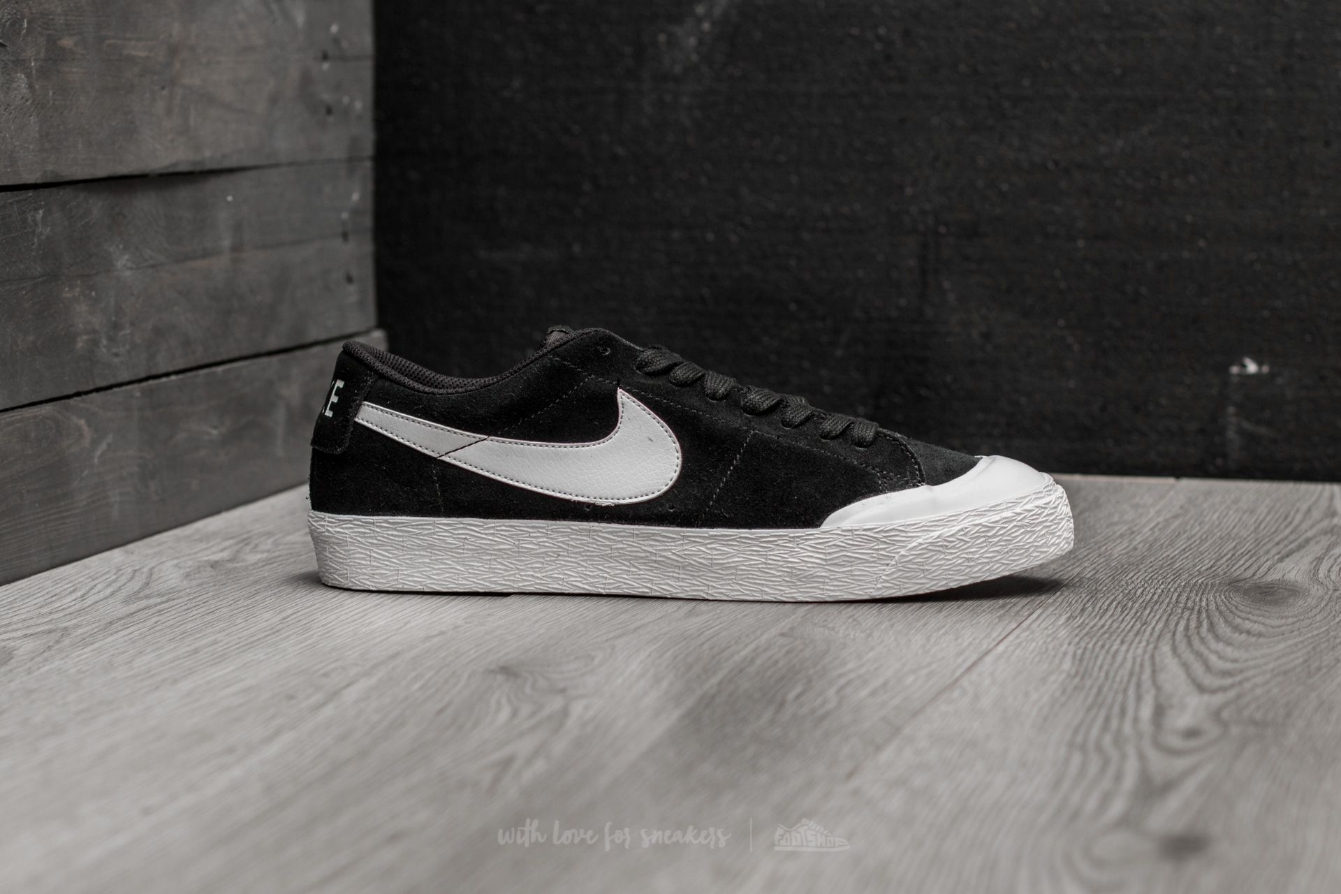 Blazer zoom hotsell mid xt