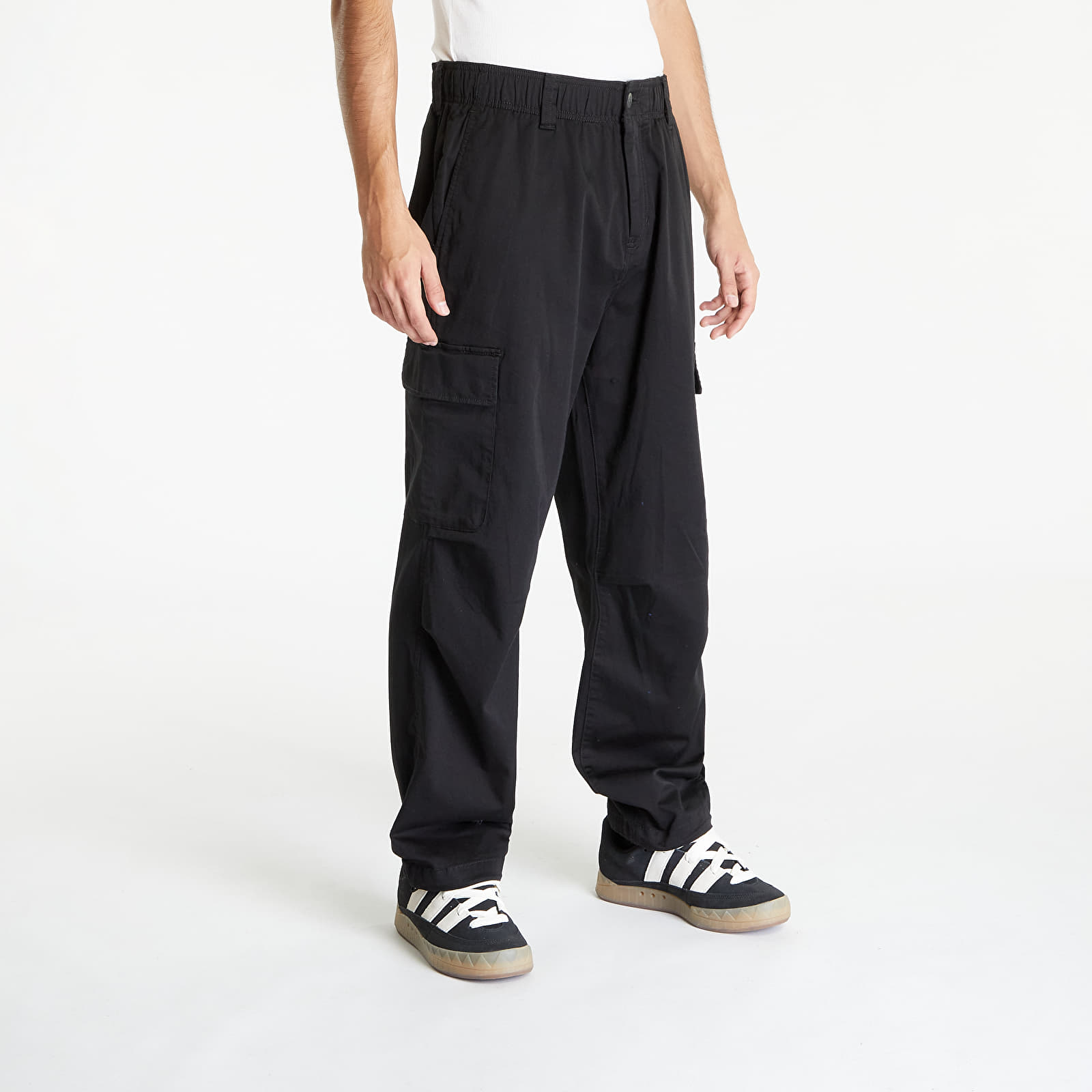 Pants and jeans Calvin Klein Jeans Essential Regular Cargo Pant Black