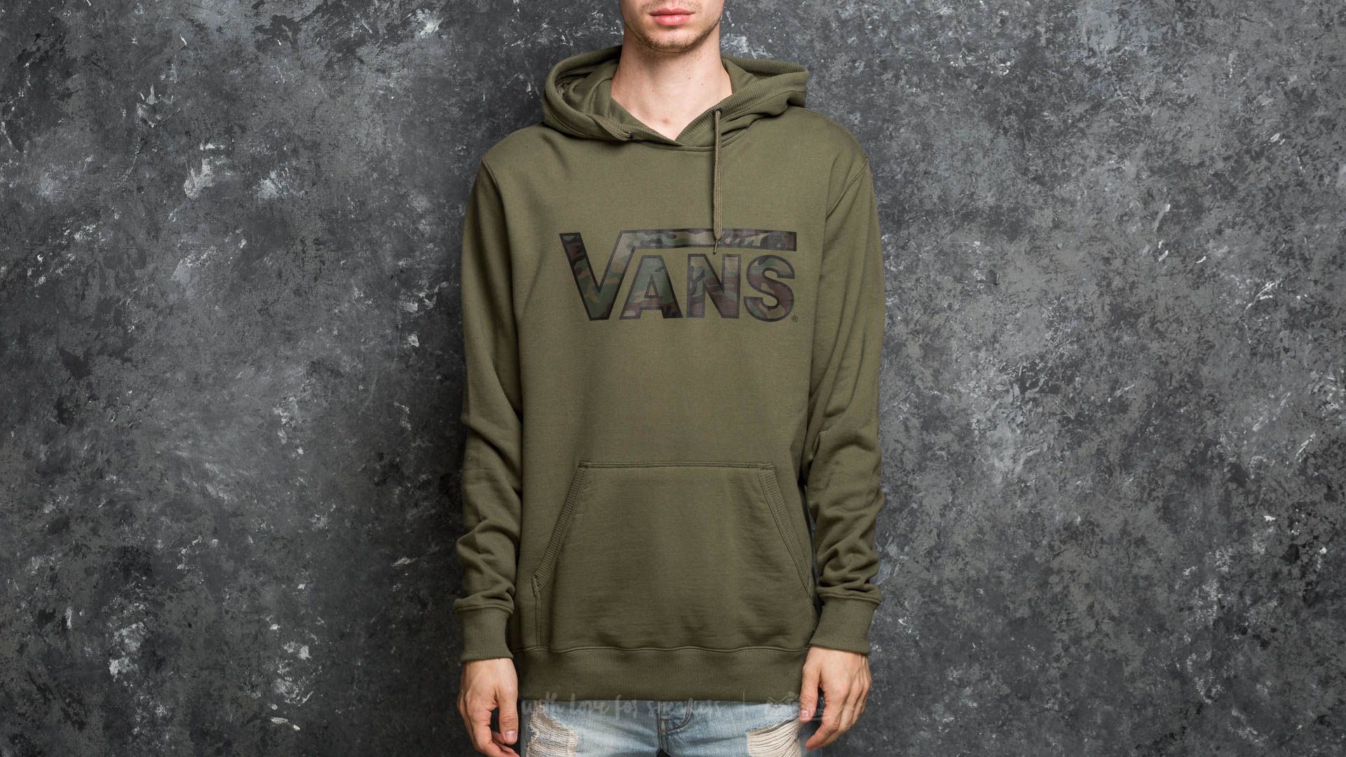 Olive green vans hoodie hotsell
