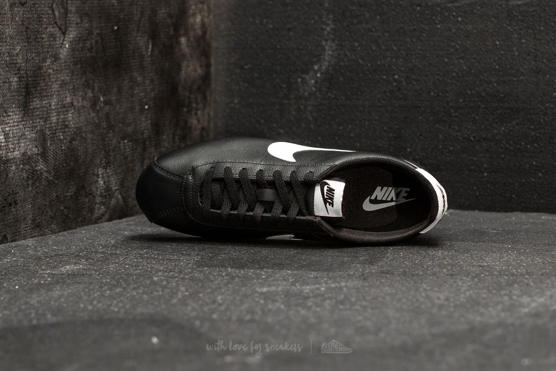 Férfi cipők Nike Classic Cortez Leather SE Black/ Sail