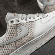 Nike air force 1 07 best sale lv8 sail bone & metallic gold