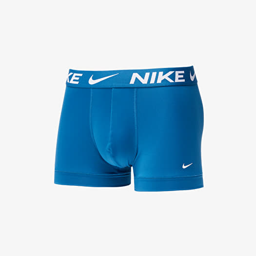 nike essential micro trunk