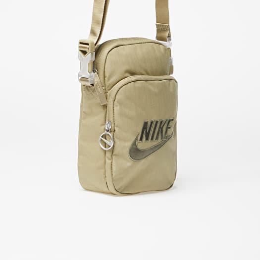 Sacs à bandoulière Nike Heritage Crossbody Bag Neutral Olive/ Neutral  Olive/ Medium Olive | Footshop