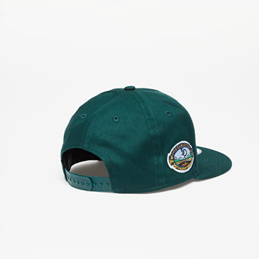 Converse cap green top