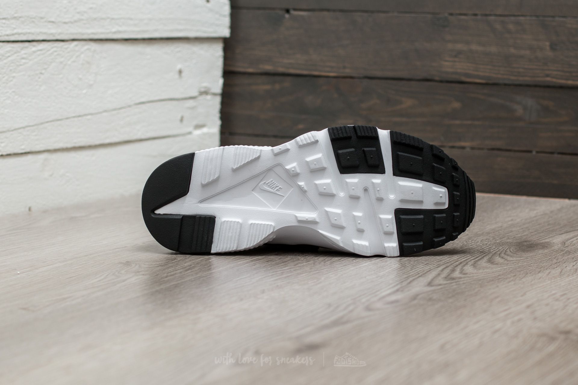 Scarpe donna Nike Huarache Run (GS) Cargo Khaki/ Cargo Khaki-White