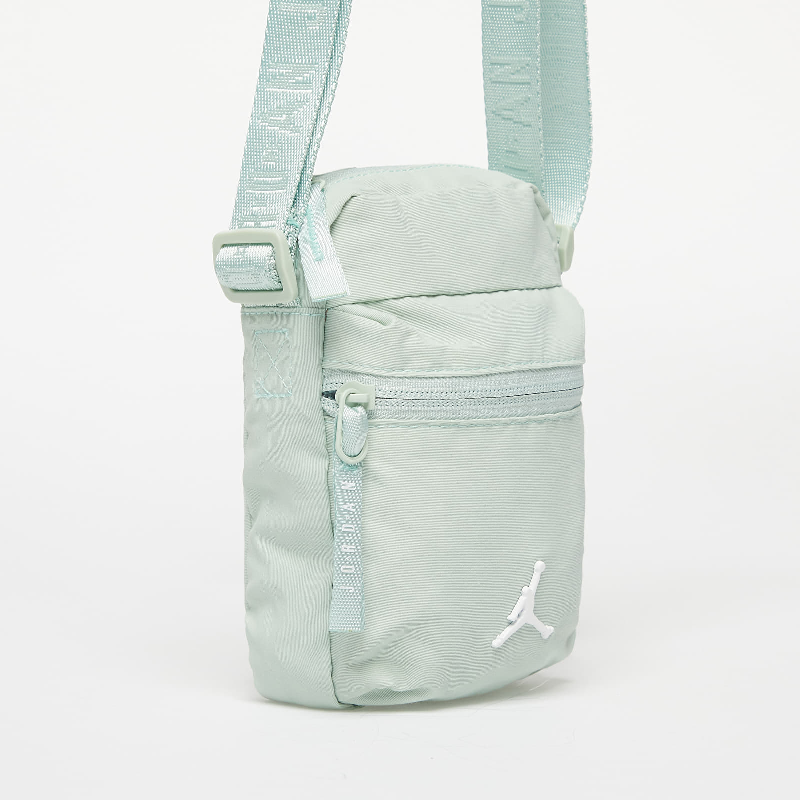 Tašky cez rameno Jordan Airborne Festival Bag Pistachio Frost
