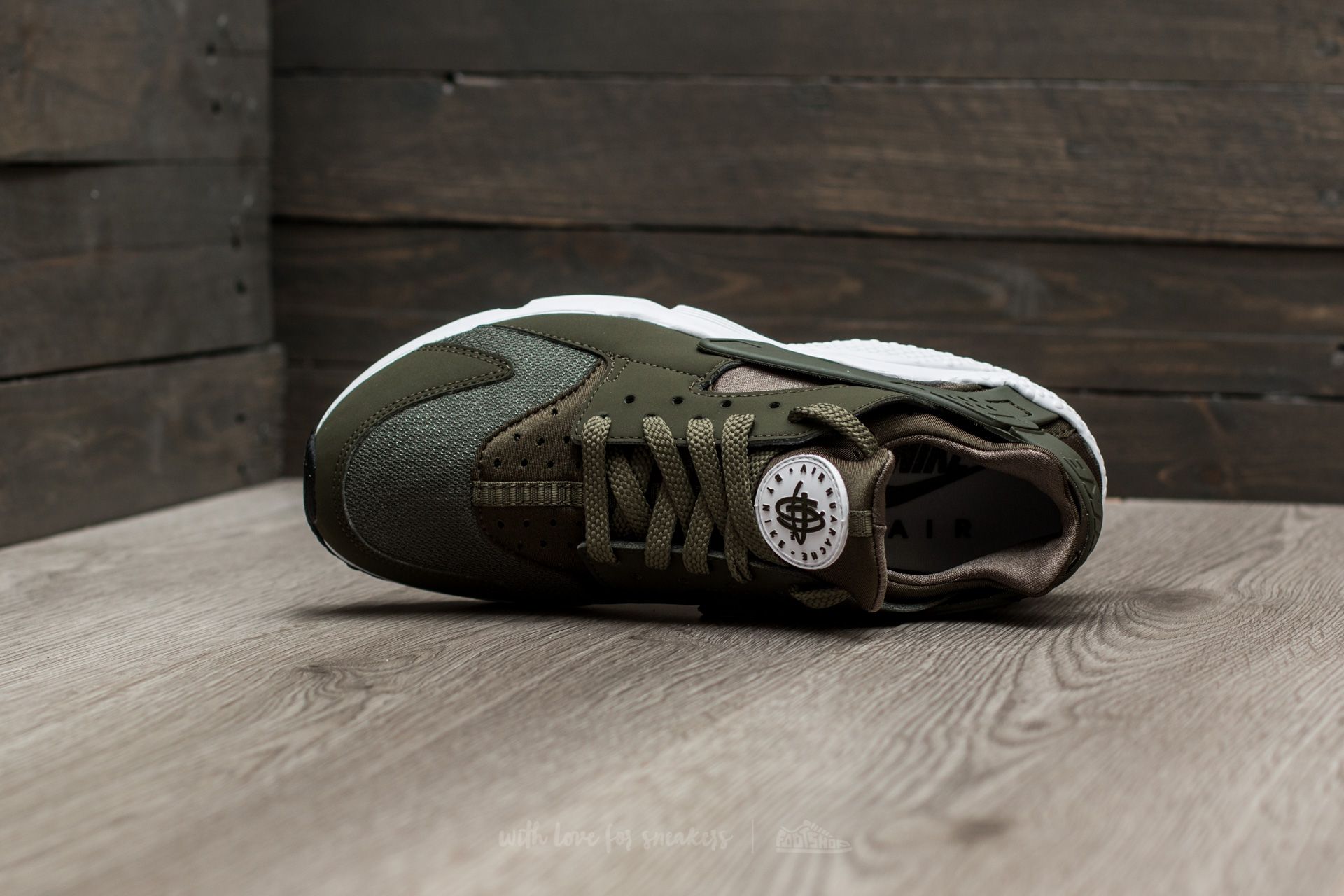 Încălțăminte și sneakerși pentru bărbați Nike Air Huarache Cargo Khaki/ Cargo Khaki-White