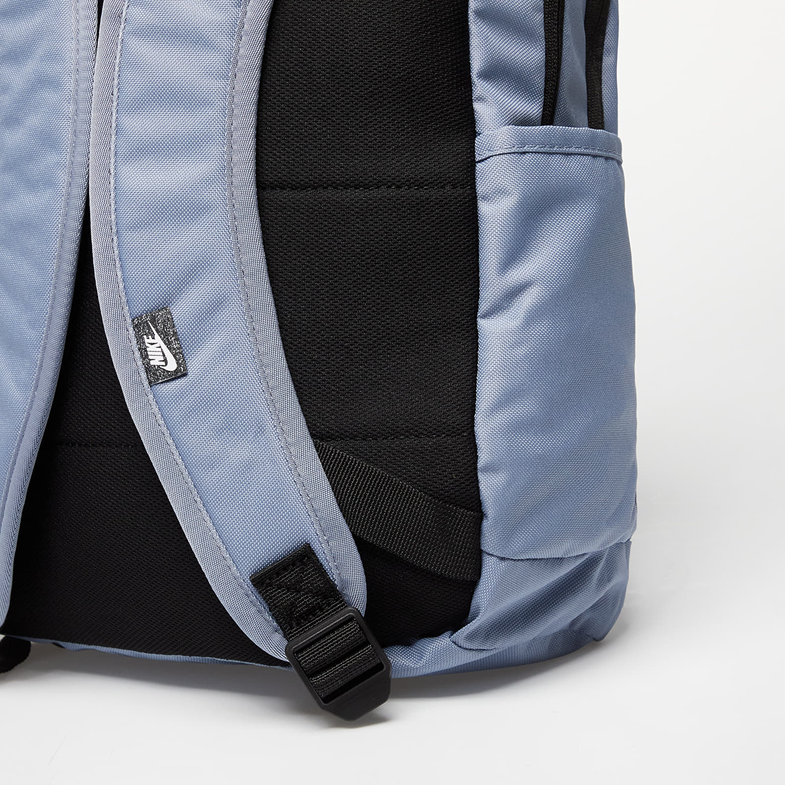 Nike sportswear elemental discount