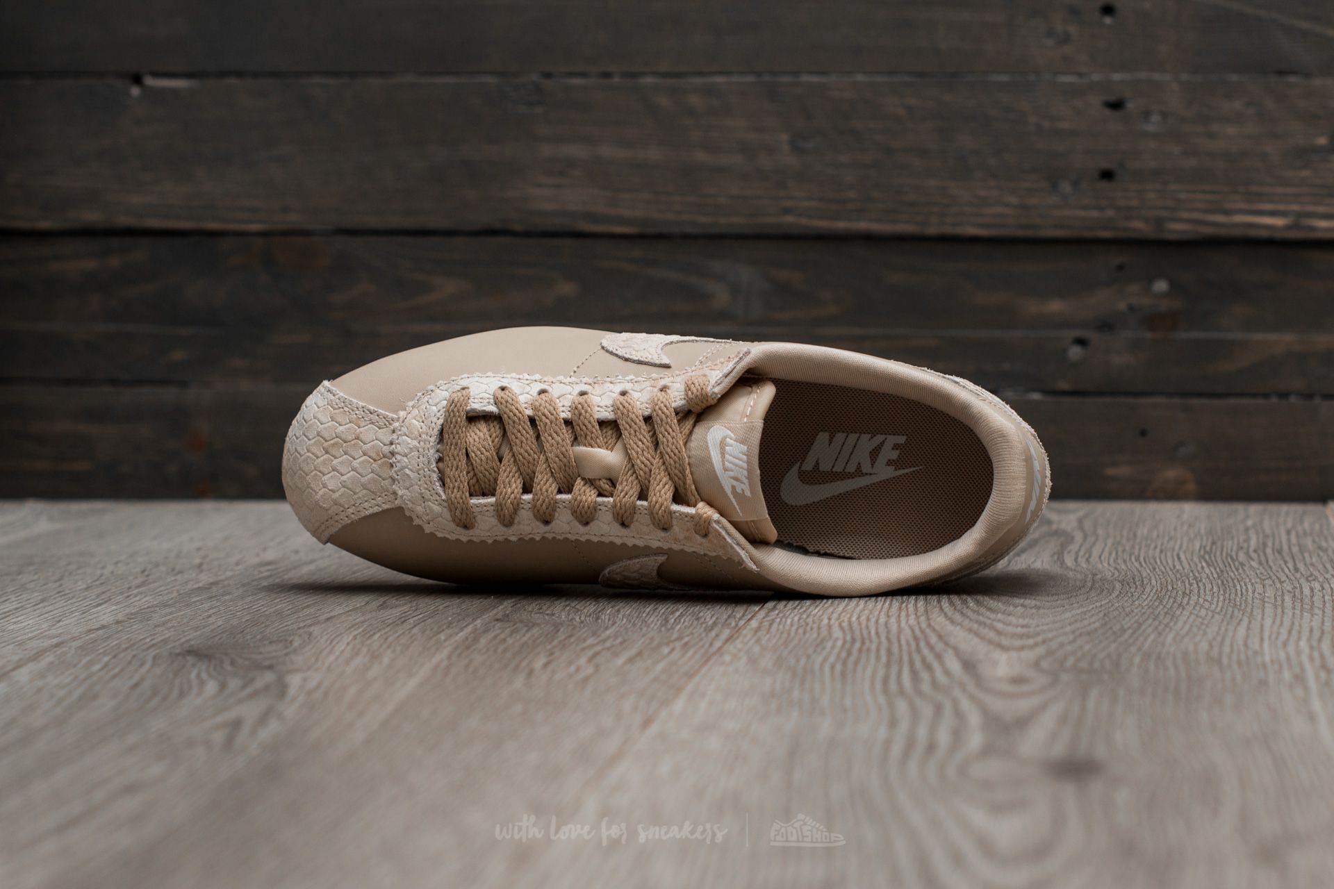 Nike cortez sale suede mushroom