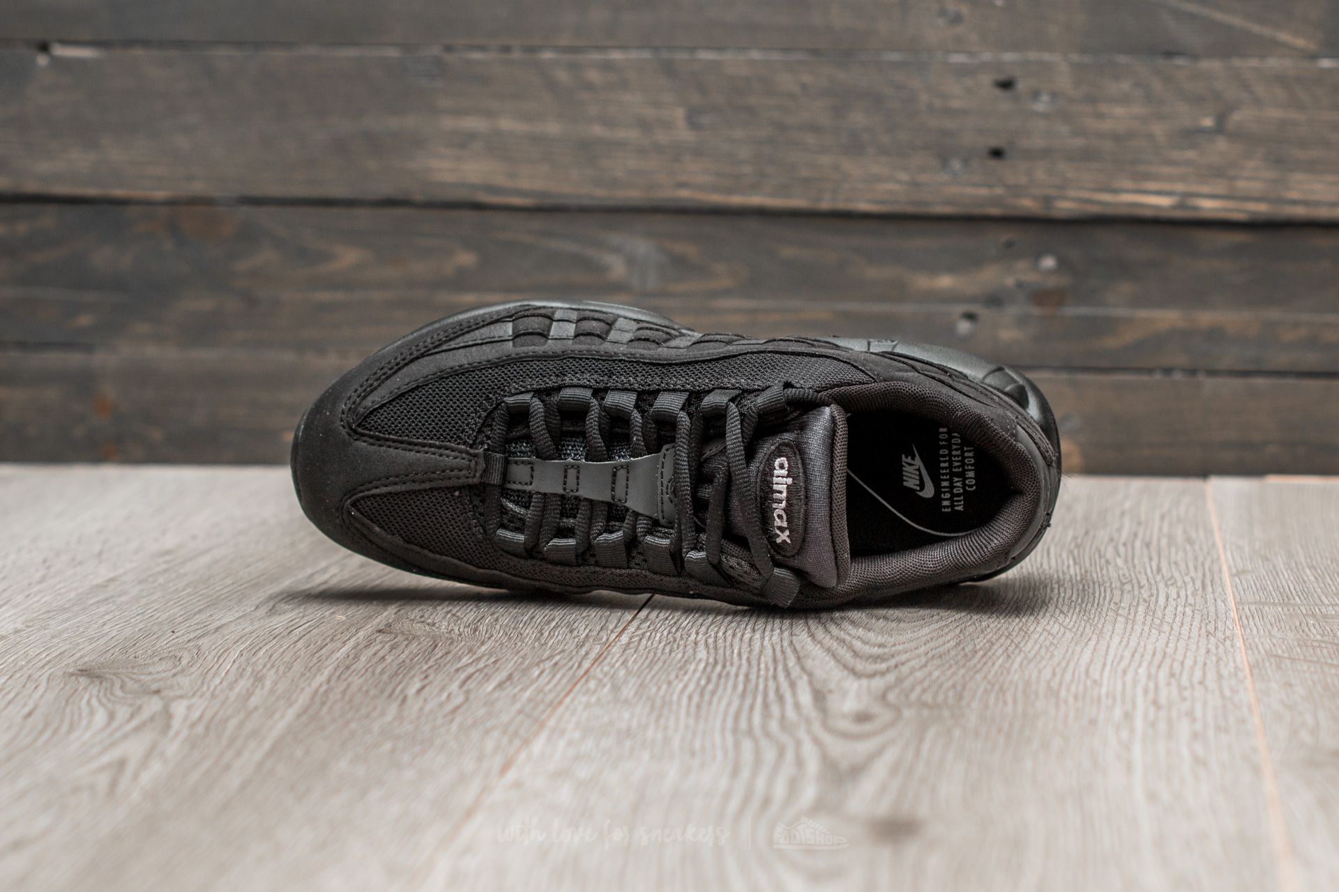 Naisten kengät Nike Wmns Air Max 95 Black/ Black-Wolf Grey