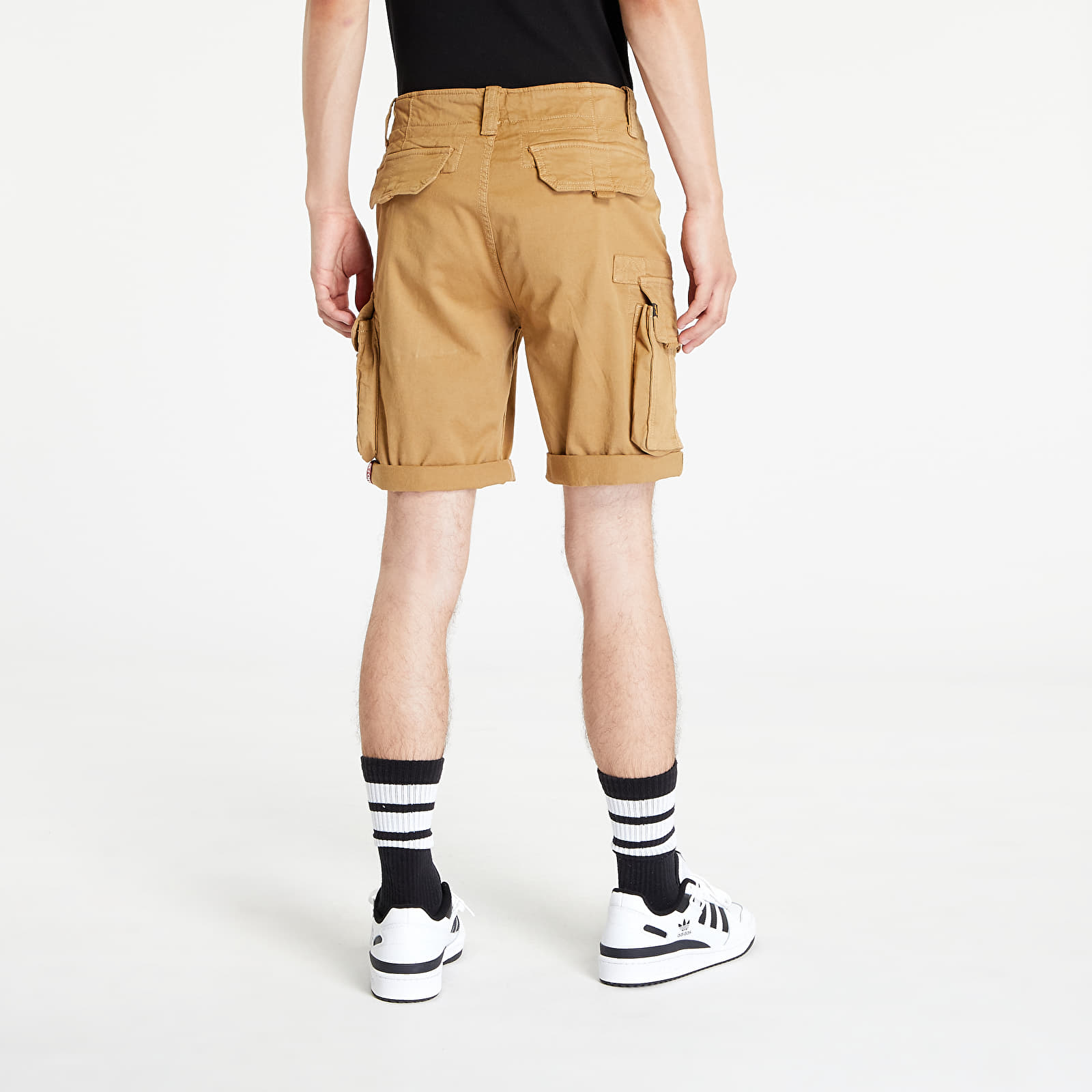 Szorty Alpha Industries Crew Short Khaki