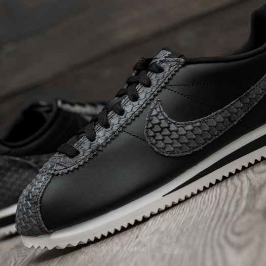 Women's shoes Nike WMNS Classic Cortez Premium Black/ Black