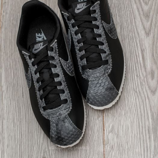 Nike WMNS Classic Cortez Premium